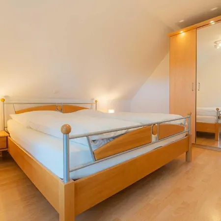 Vakantiehuis Haushaelfte-8b-gisela-id-418 Garding